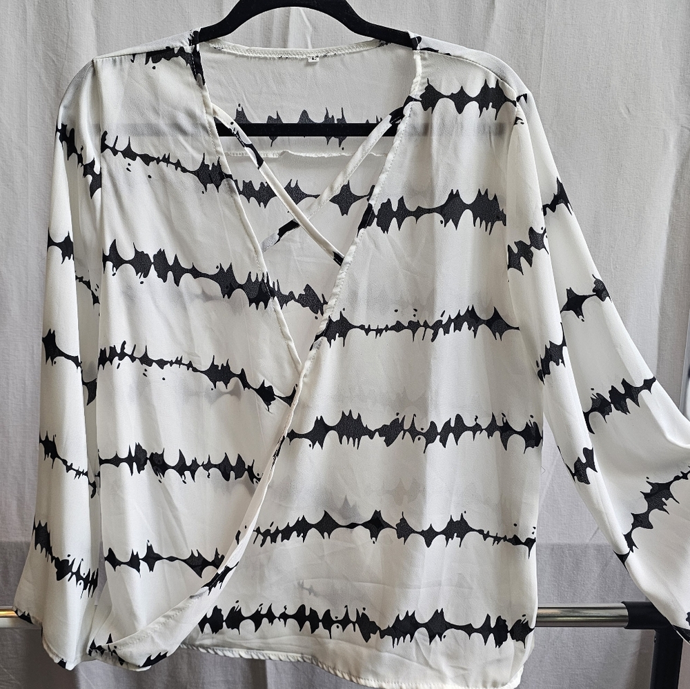 Women's Black and White Wrap Top